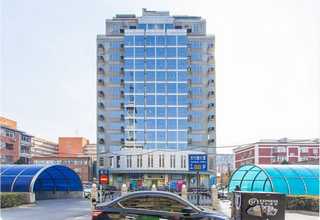 六甲村废铁回收淳文库存废品交易中心